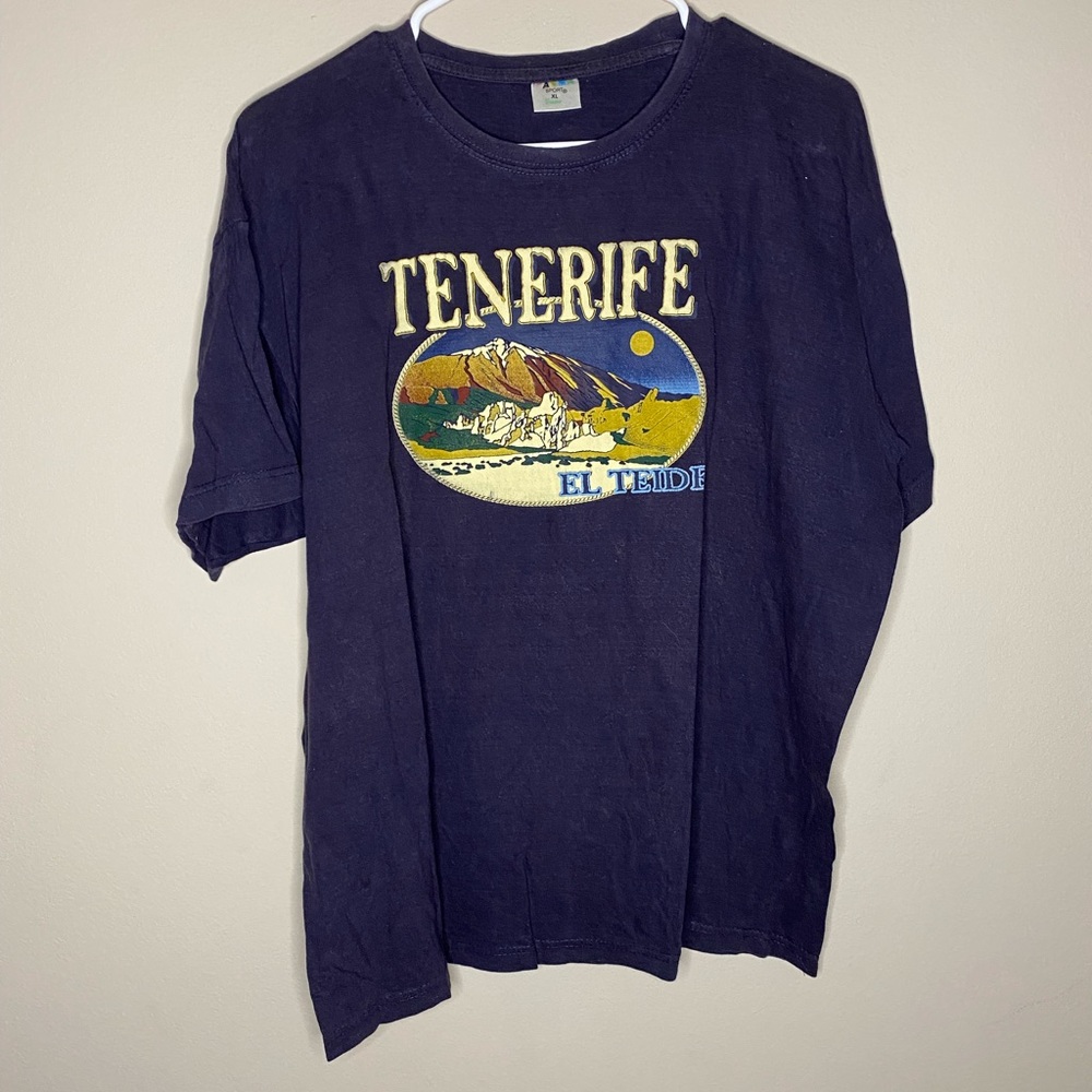 graphic t shirt